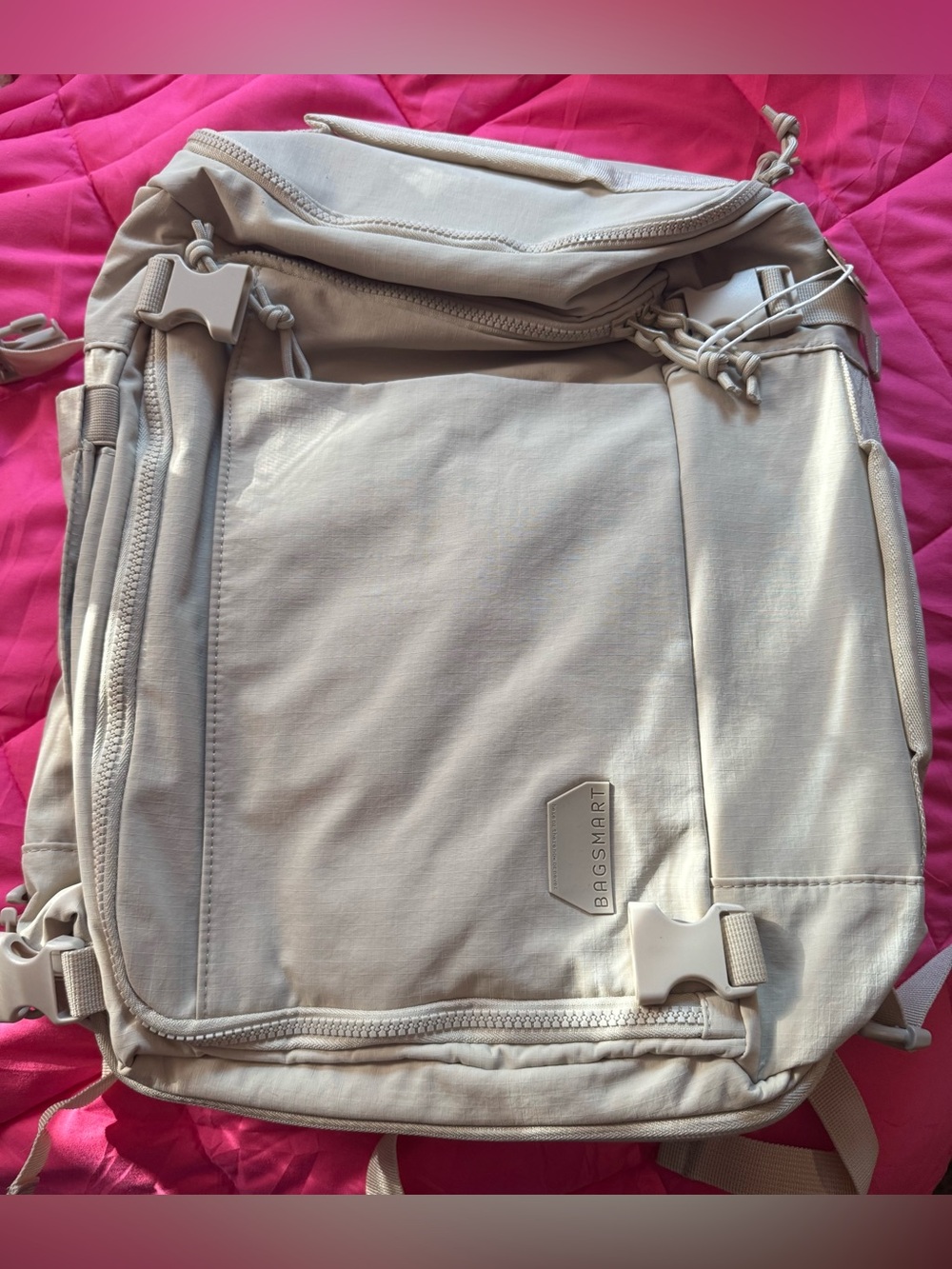 BAGSMART Women's Cream Backpack - Compact Everyday Carry